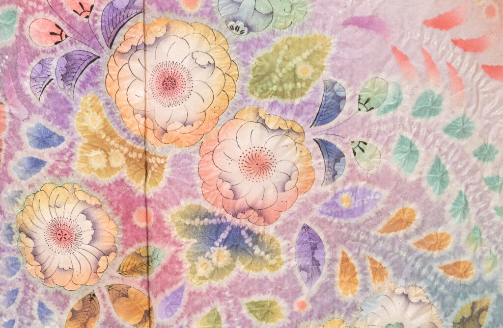 11.紅梅色辻が花 優しいピンクとぼかし模様がとても可愛いです♡