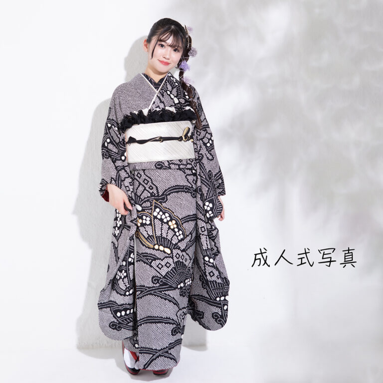 恵比寿フォトスタジオ21の成人式前撮り　こちらは当店の振袖です。