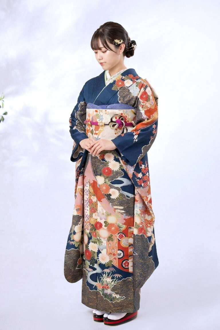 4.瑠璃紺流水花文